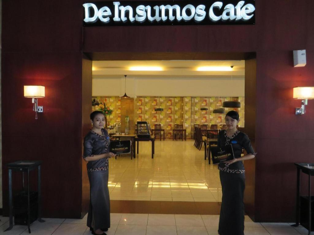 Insumo Palace Hotels & Resorts Kediri  Zewnętrze zdjęcie